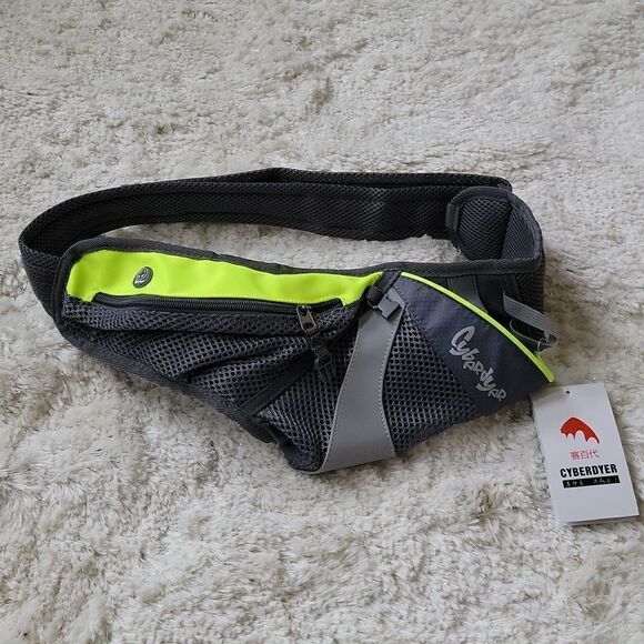 CYBERDYER WAIST HYDRATION PACK - NEW WITH TAGS - Picture 2 of 9